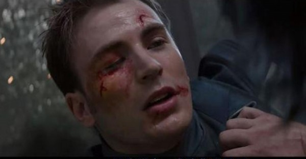 《美國隊長３內戰》剛上映！可是你知道其實美國隊長在最後「死」了嗎？而且下手的人竟然是...天哪！